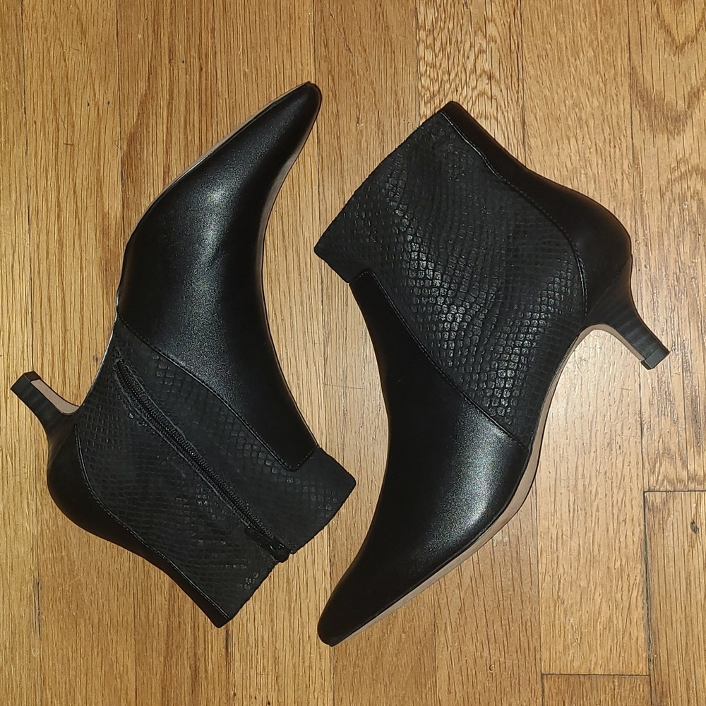 Clarks Women's Shondrah Boot